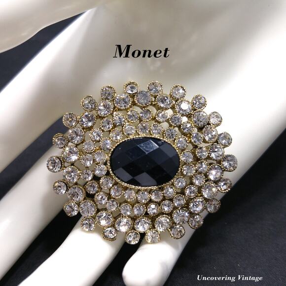 Monet Clear Black Rhinestone Oval Brooch, Gold Plated, 1980s Vintage Jewelry - Picture 1 of 10